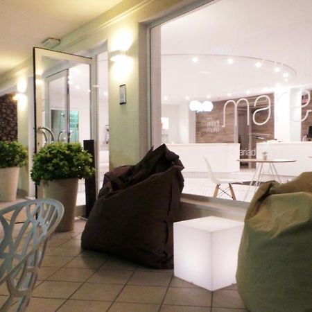 Hotel Aria Di Mare - Bed & Brunch In Centro A Riccione Luaran gambar