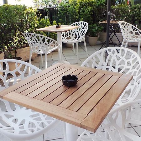Hotel Aria Di Mare - Bed & Brunch In Centro A Riccione Luaran gambar