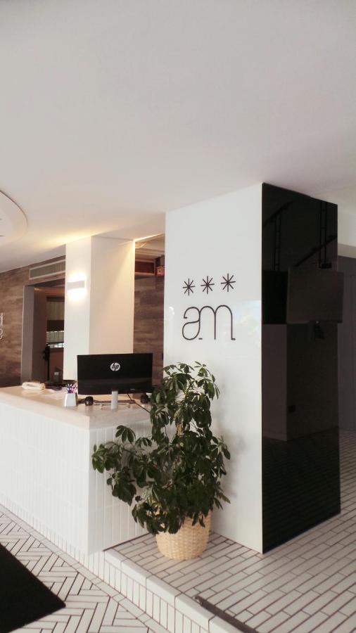 Hotel Aria Di Mare - Bed & Brunch In Centro A Riccione Luaran gambar