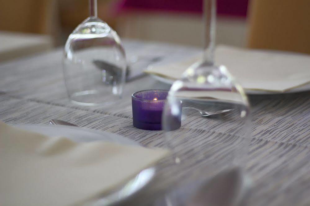 Hotel Aria Di Mare - Bed & Brunch In Centro A Riccione Luaran gambar