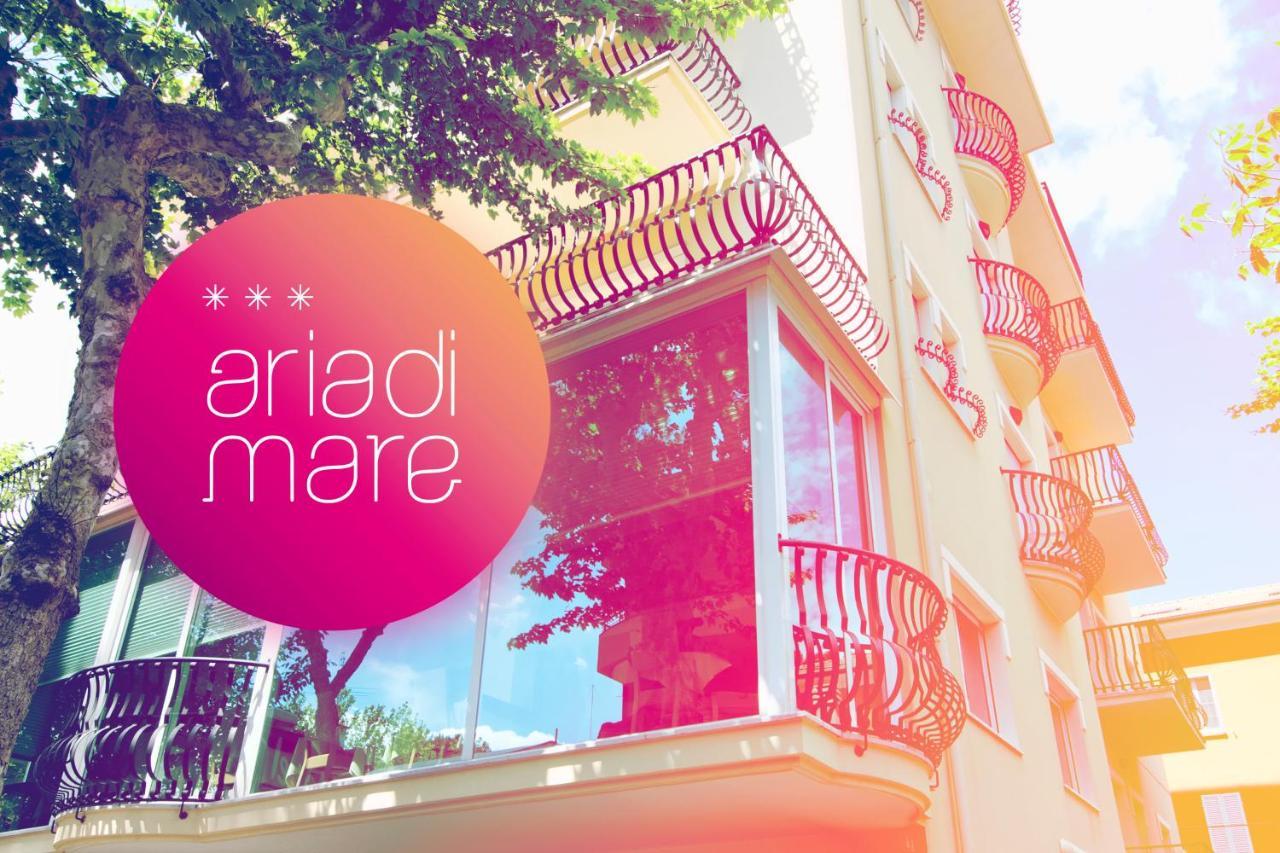 Hotel Aria Di Mare - Bed & Brunch In Centro A Riccione Luaran gambar
